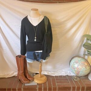 GAP Super Soft V-Neck Sweater